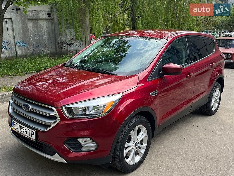 Внедорожник / Кроссовер Ford Escape 2017 в Львове