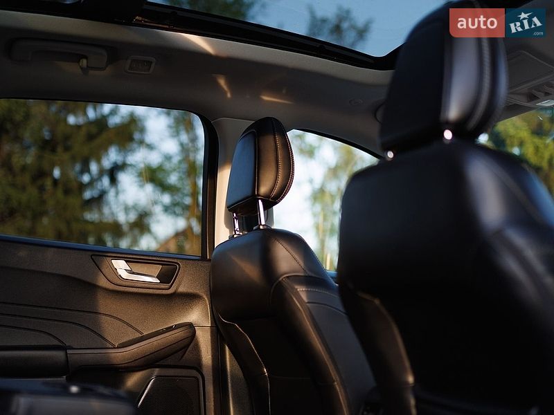 Внедорожник / Кроссовер Ford Escape 2021 в Дубно