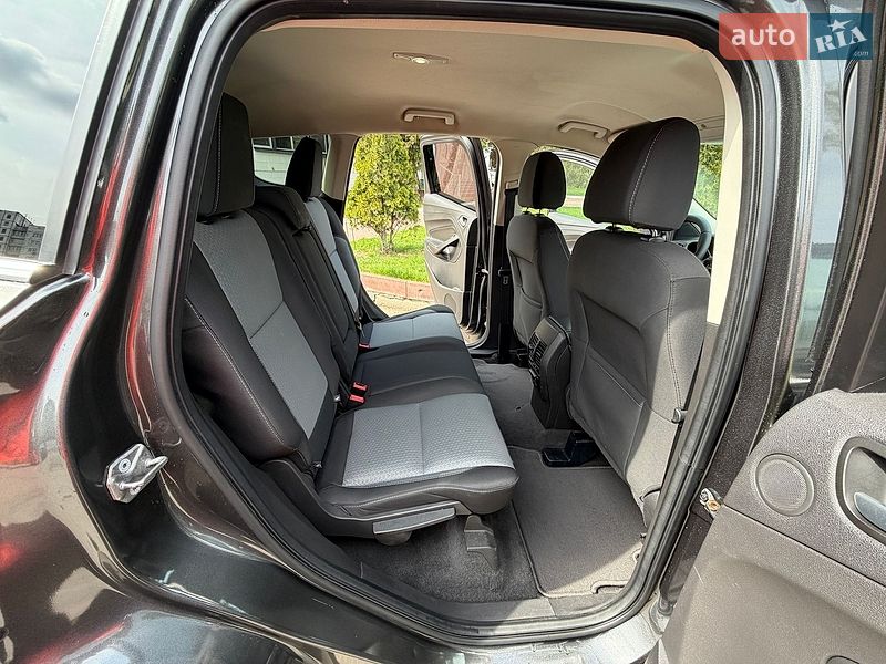 Внедорожник / Кроссовер Ford Escape 2016 в Киеве