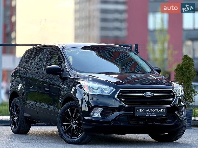 Внедорожник / Кроссовер Ford Escape 2018 в Киеве