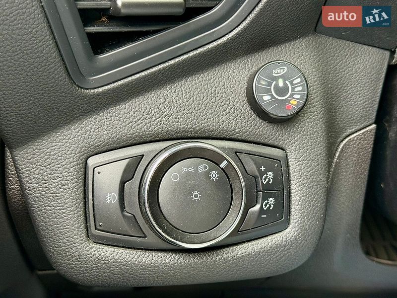 Позашляховик / Кросовер Ford Escape 2013 в Харкові