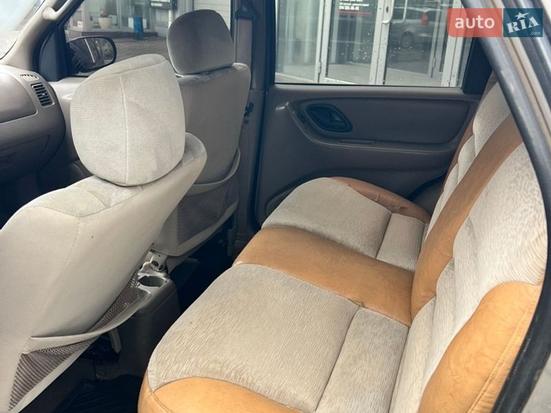 Внедорожник / Кроссовер Ford Escape 2001 в Николаеве
