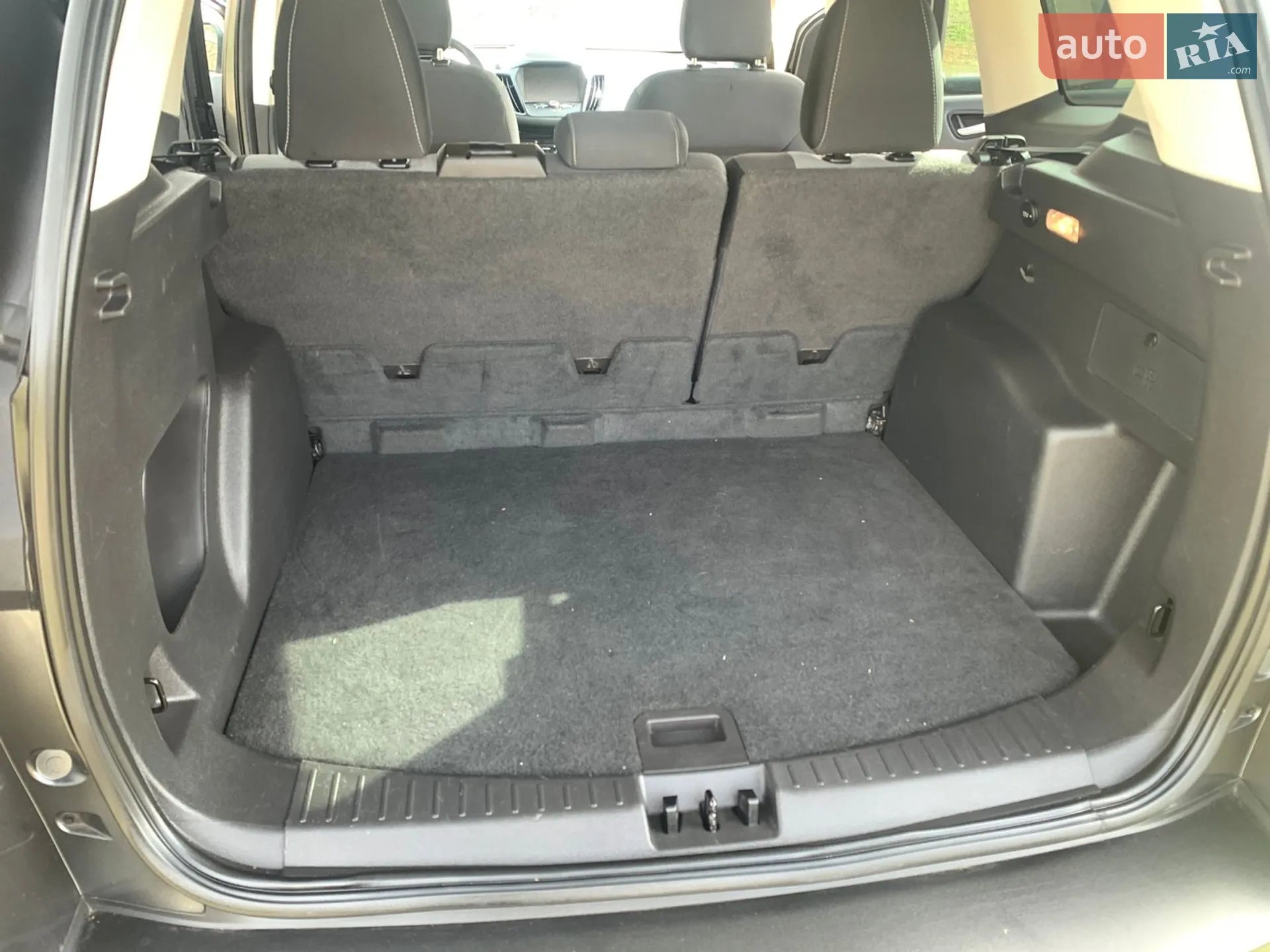 2019 Ford Escape - мініатюра 10