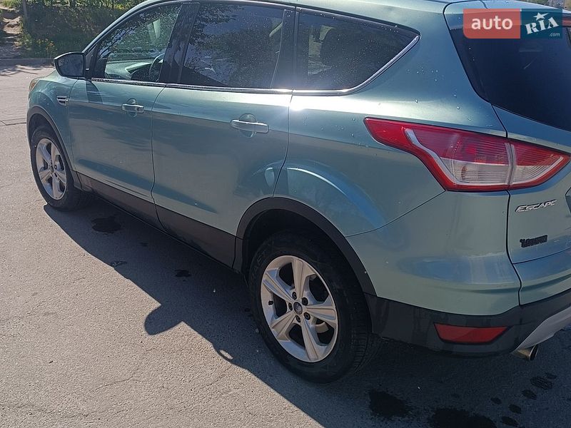 Внедорожник / Кроссовер Ford Escape 2013 в Львове
