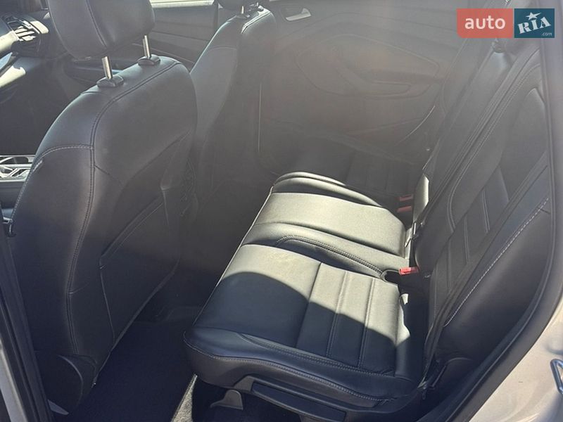 Внедорожник / Кроссовер Ford Escape 2018 в Городке