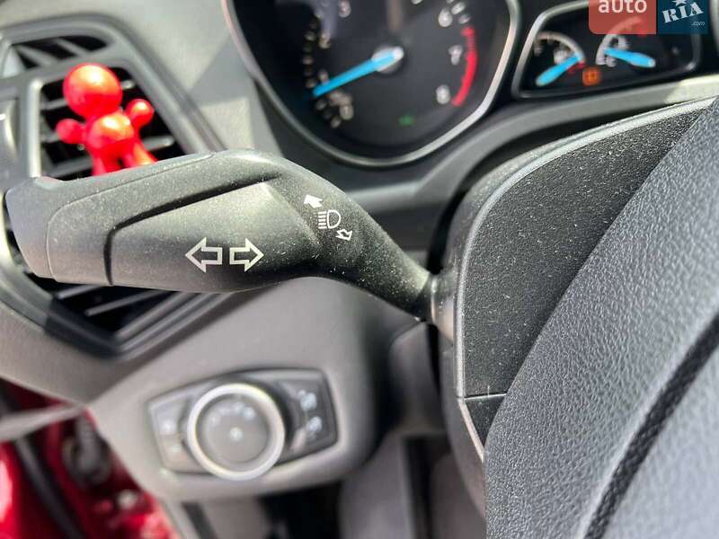 Внедорожник / Кроссовер Ford Escape 2017 в Львове
