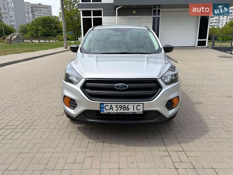 Позашляховик / Кросовер Ford Escape 2018 в Черкасах