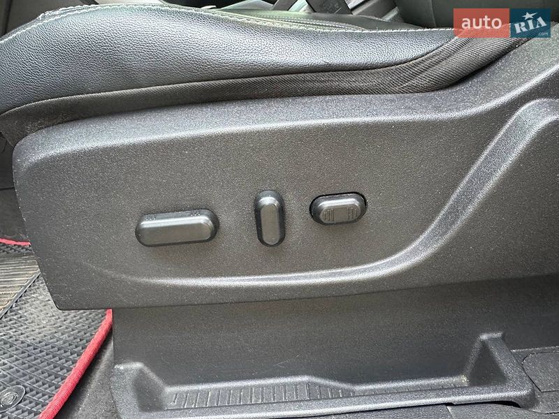 Внедорожник / Кроссовер Ford Escape 2014 в Хмельницком
