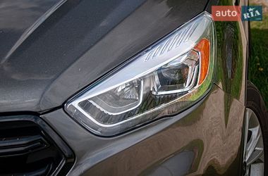Внедорожник / Кроссовер Ford Escape 2018 в Хмельницком