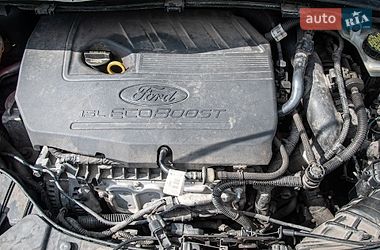 Внедорожник / Кроссовер Ford Escape 2018 в Хмельницком