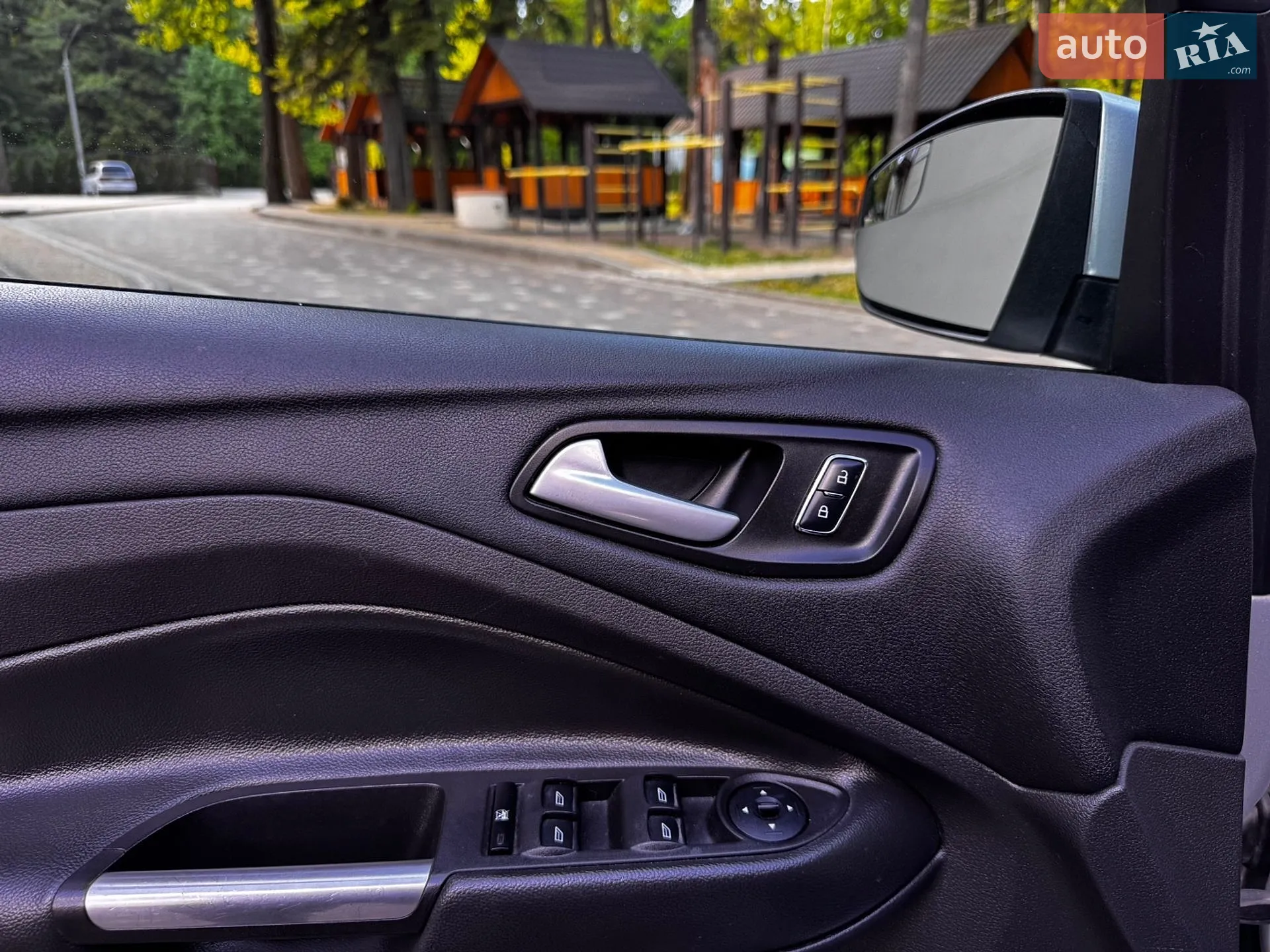 2015 Ford Escape - мініатюра 120