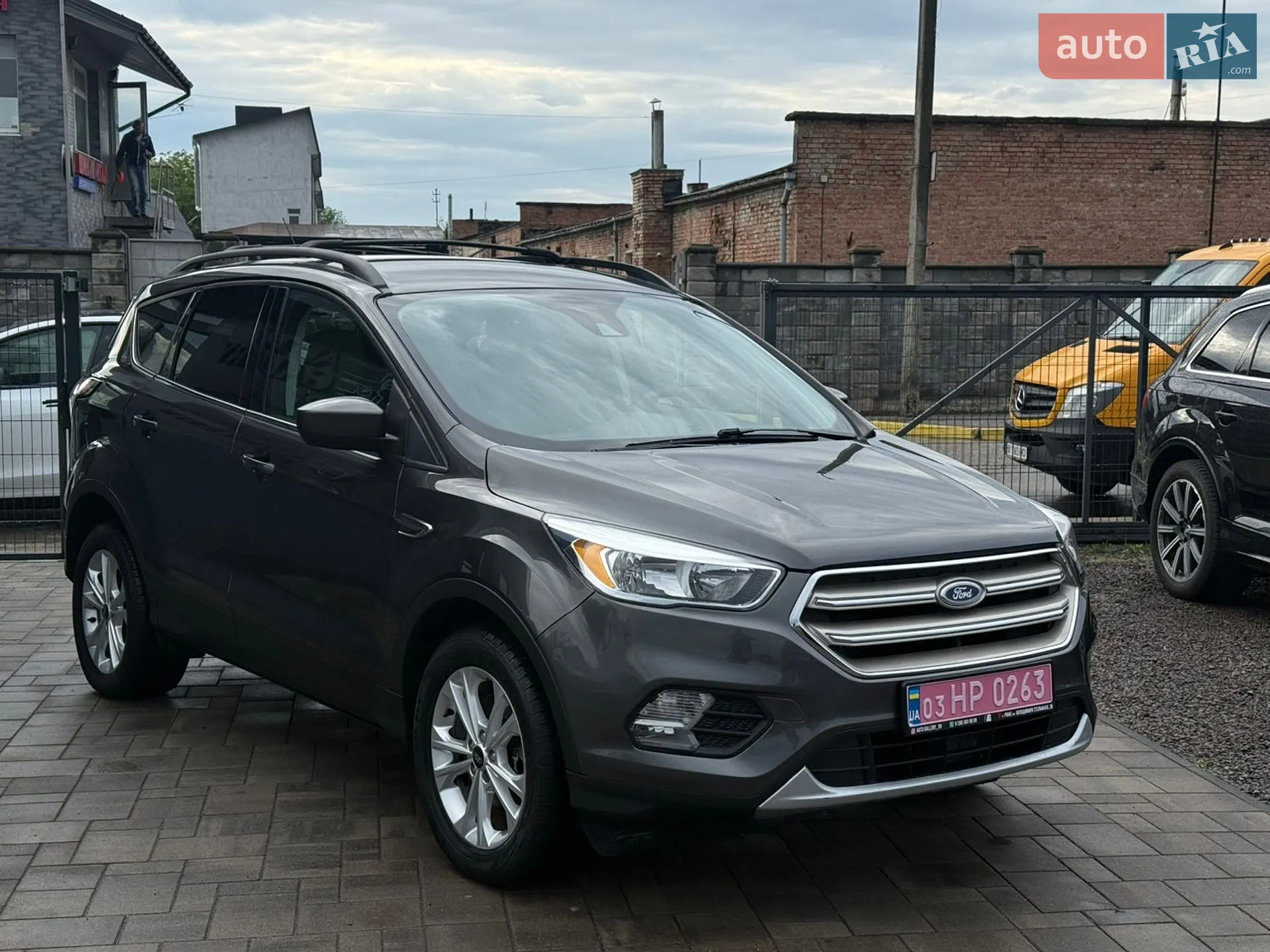 2019 Ford Escape - фото 1