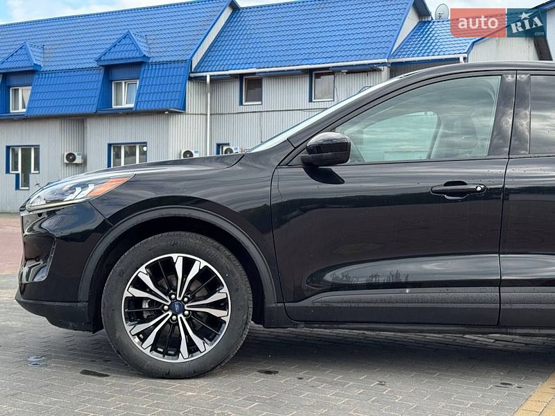 Позашляховик / Кросовер Ford Escape 2022 в Рівному фото 25 Позашляховик / Кросовер Ford Escape 2022 в Рівному