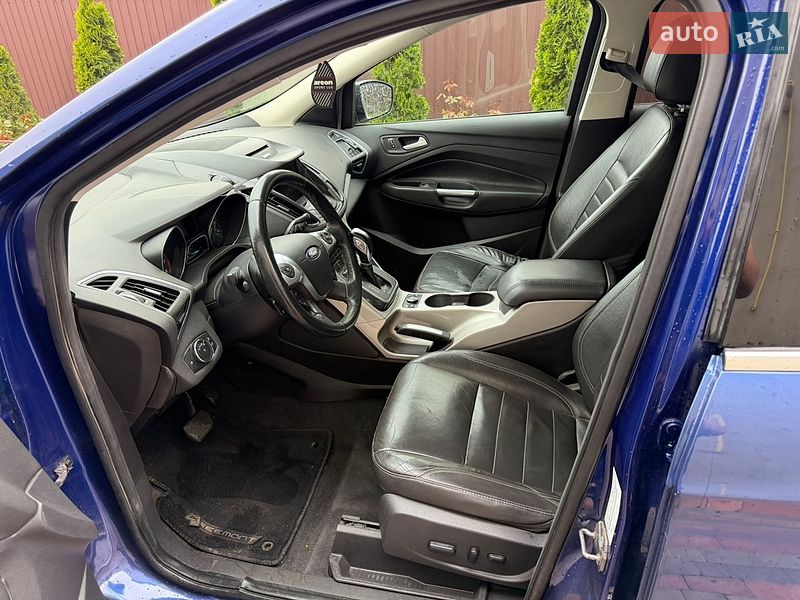 Внедорожник / Кроссовер Ford Escape 2013 в Черкассах