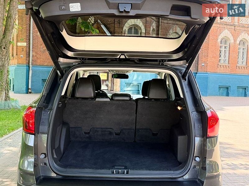 Внедорожник / Кроссовер Ford Escape 2019 в Сумах