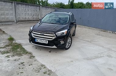 Позашляховик / Кросовер Ford Escape 2016 в Львові