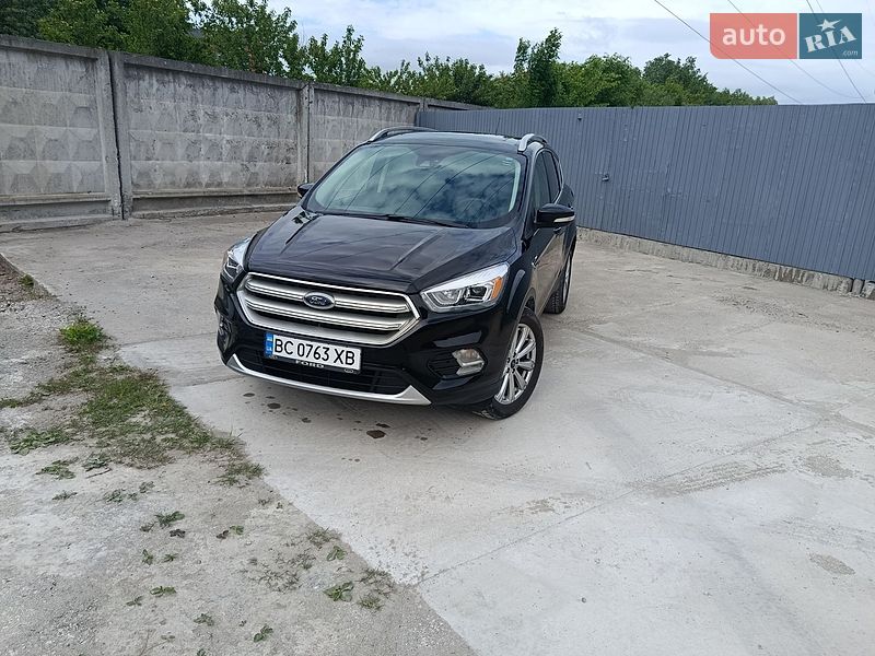 Позашляховик / Кросовер Ford Escape 2016 в Львові