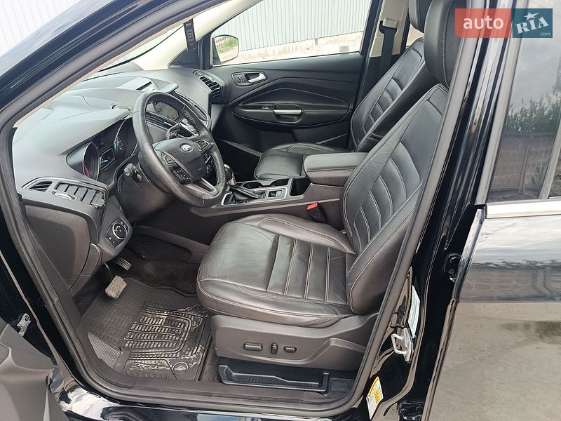 Позашляховик / Кросовер Ford Escape 2016 в Львові