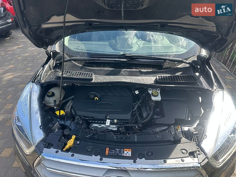 Внедорожник / Кроссовер Ford Escape 2018 в Одессе