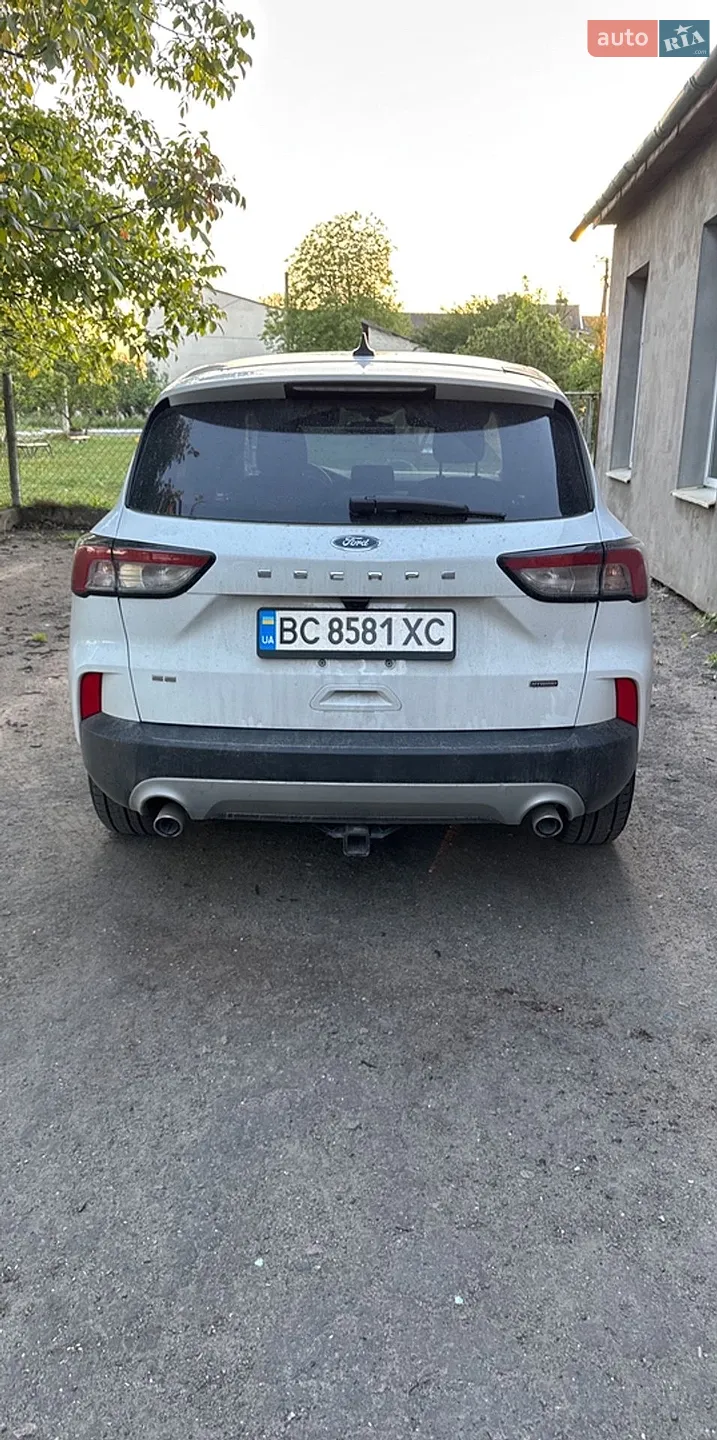 2021 Ford Escape - фото 1