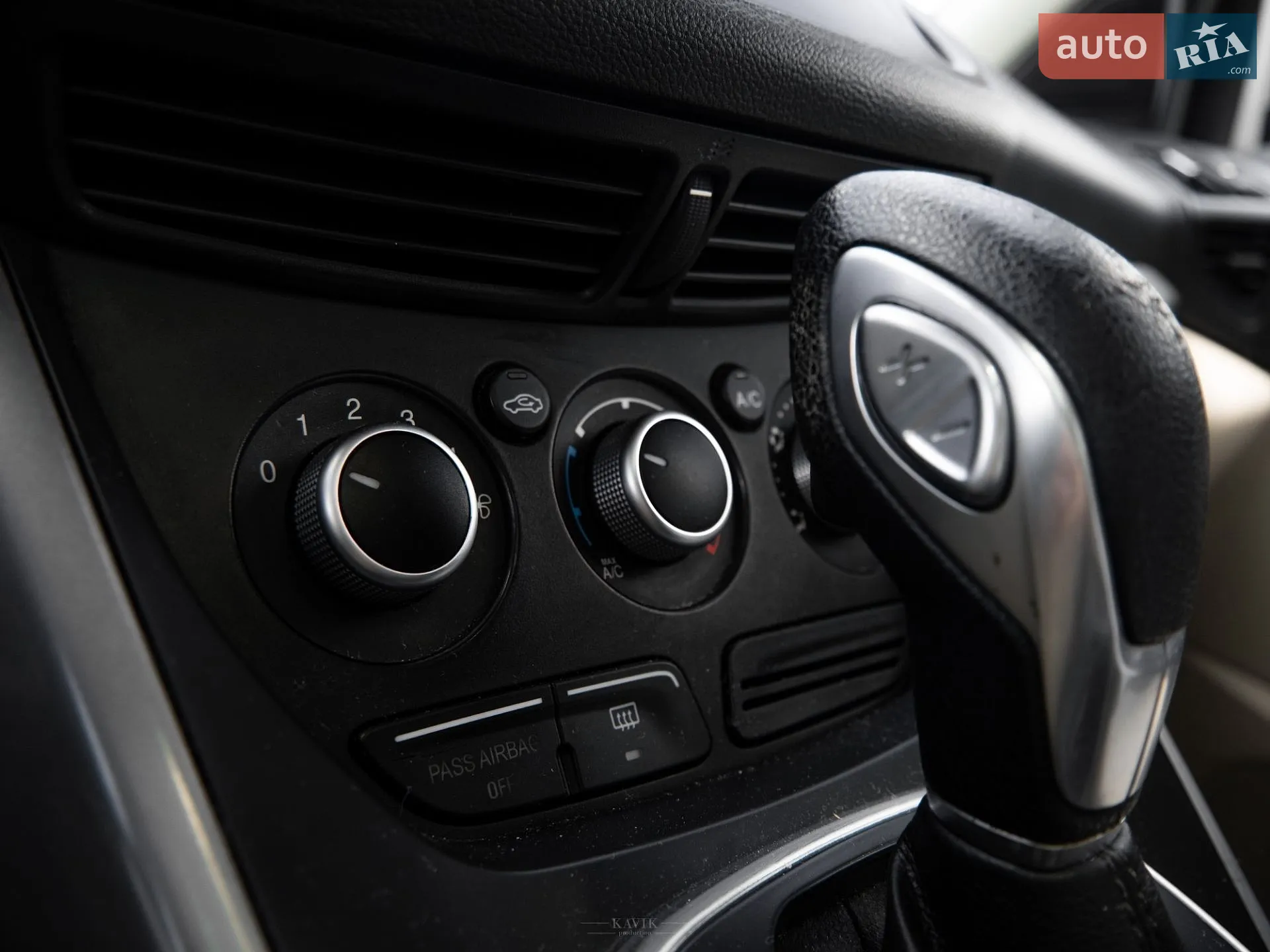 2012 Ford Escape - мініатюра 9