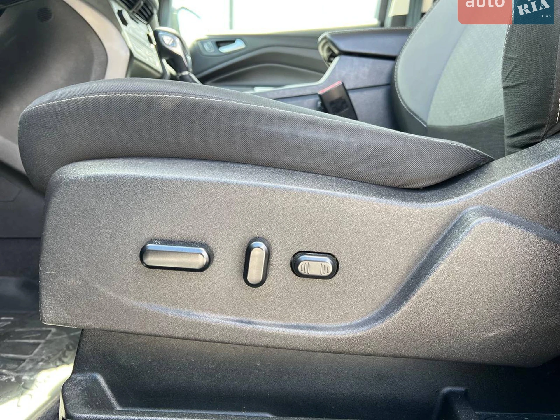2019 Ford Escape - мініатюра 21
