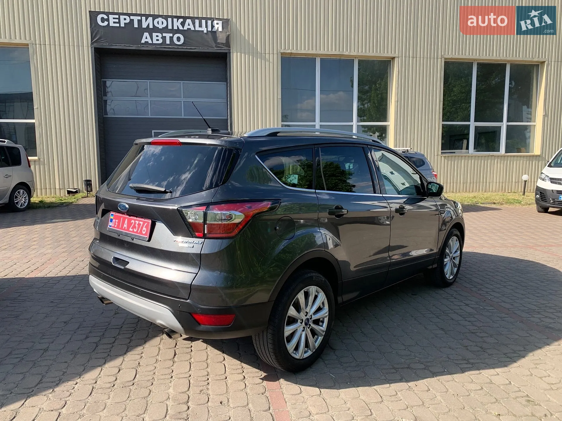 2017 Ford Escape - мініатюра 12