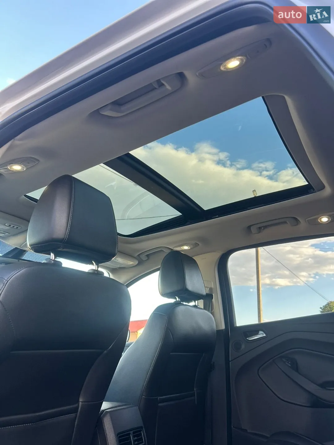 2012 Ford Escape - мініатюра 18