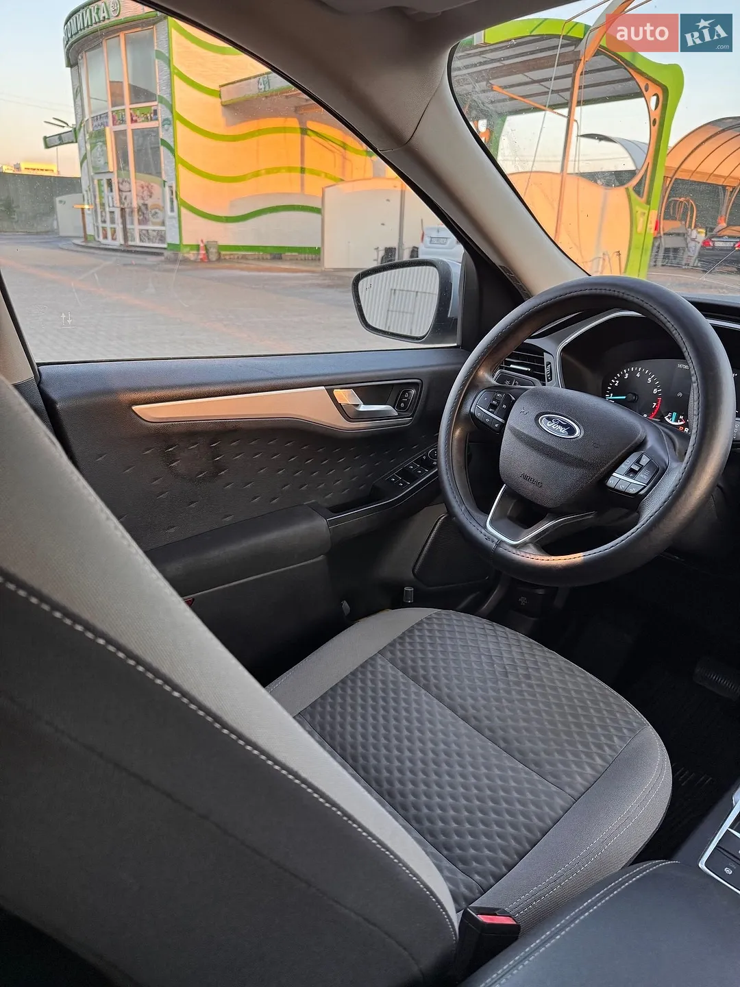 2020 Ford Escape - мініатюра 12