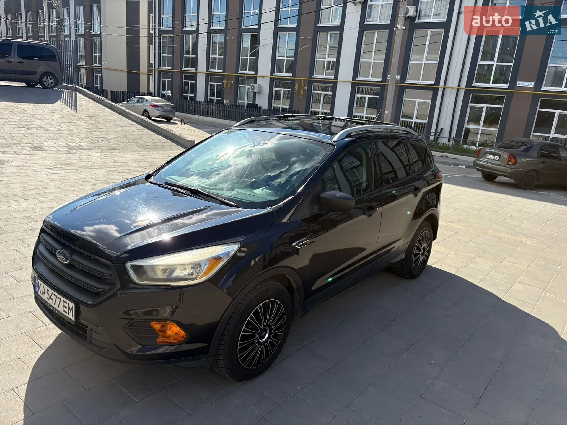 Ford Escape 2017 VIN 1FMCU0F72HUE84341 фото оголошення 2 з 21
