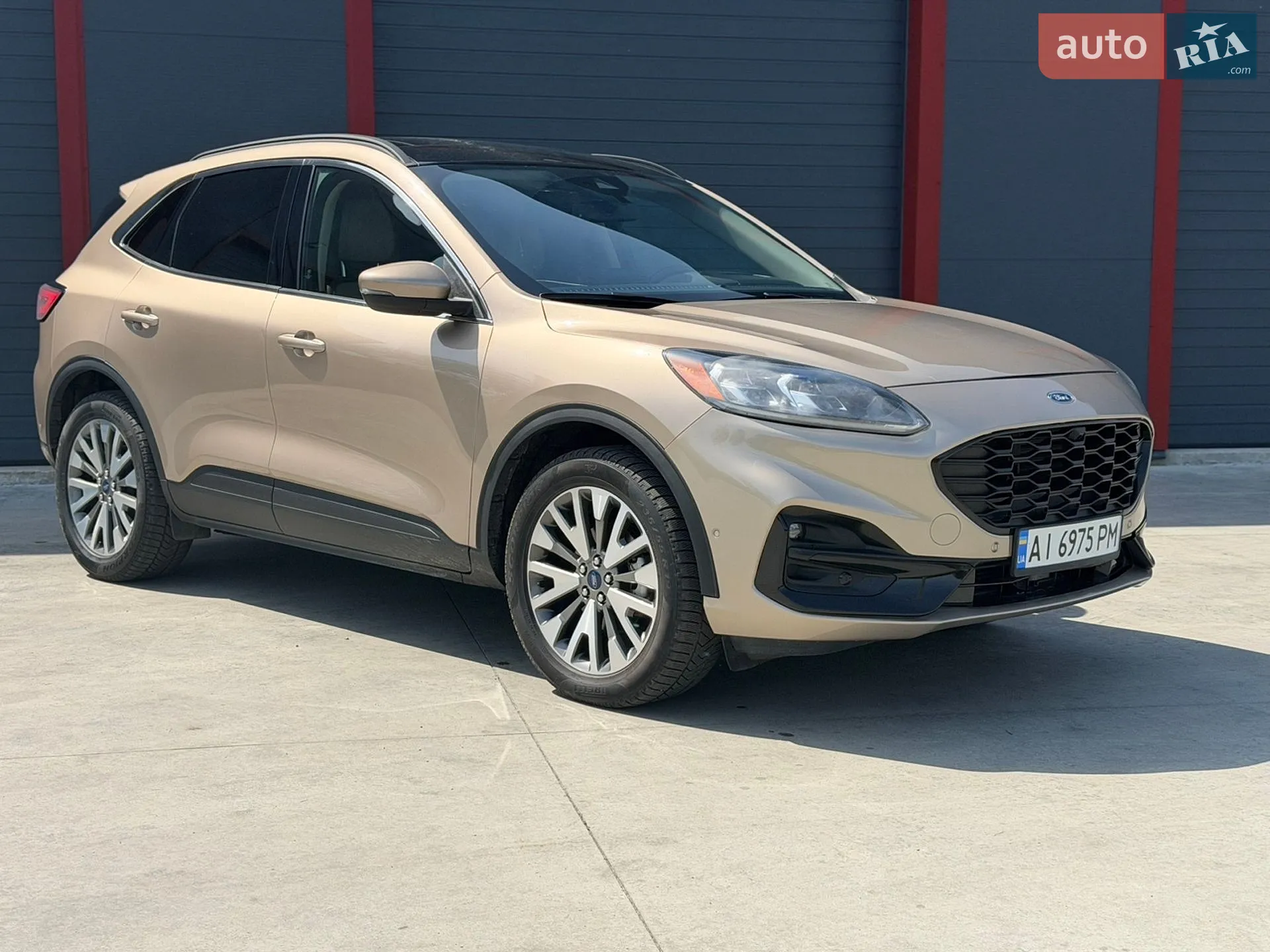 2020 Ford Escape - фото 1