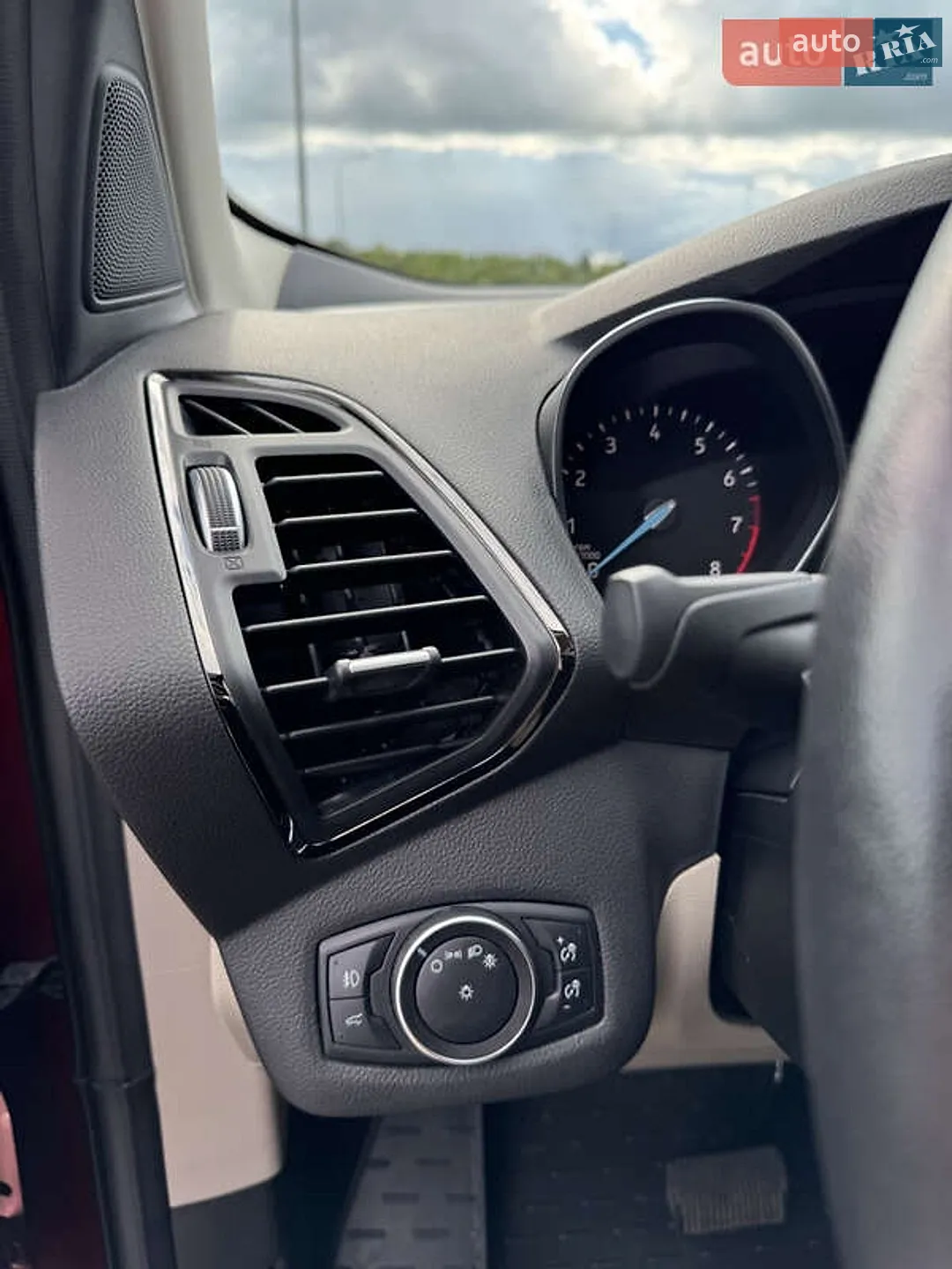 2017 Ford Escape - мініатюра 14
