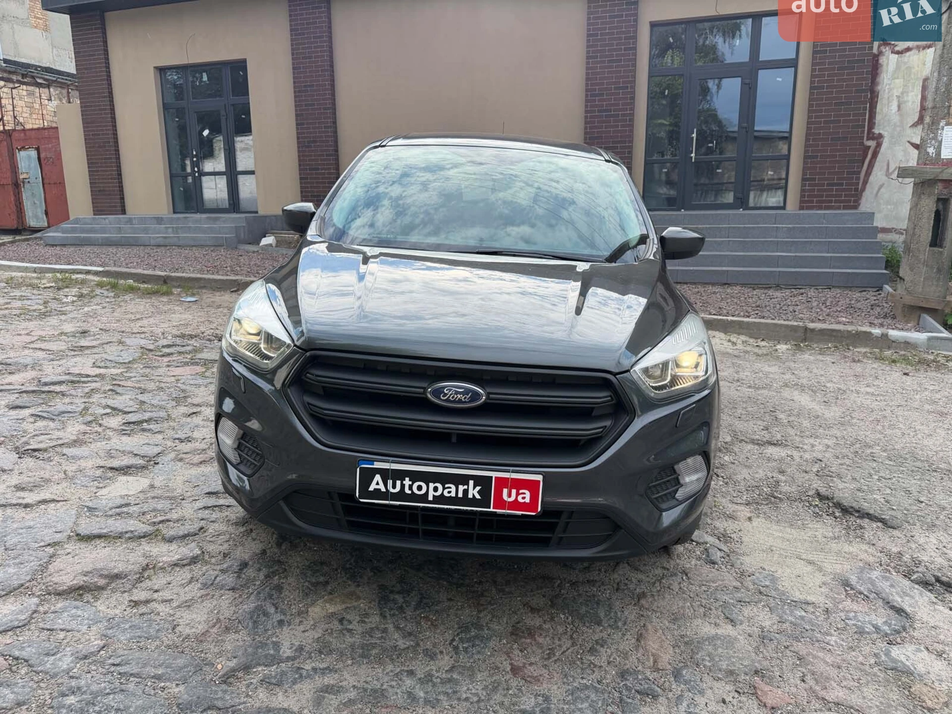 2019 Ford Escape - мініатюра 2