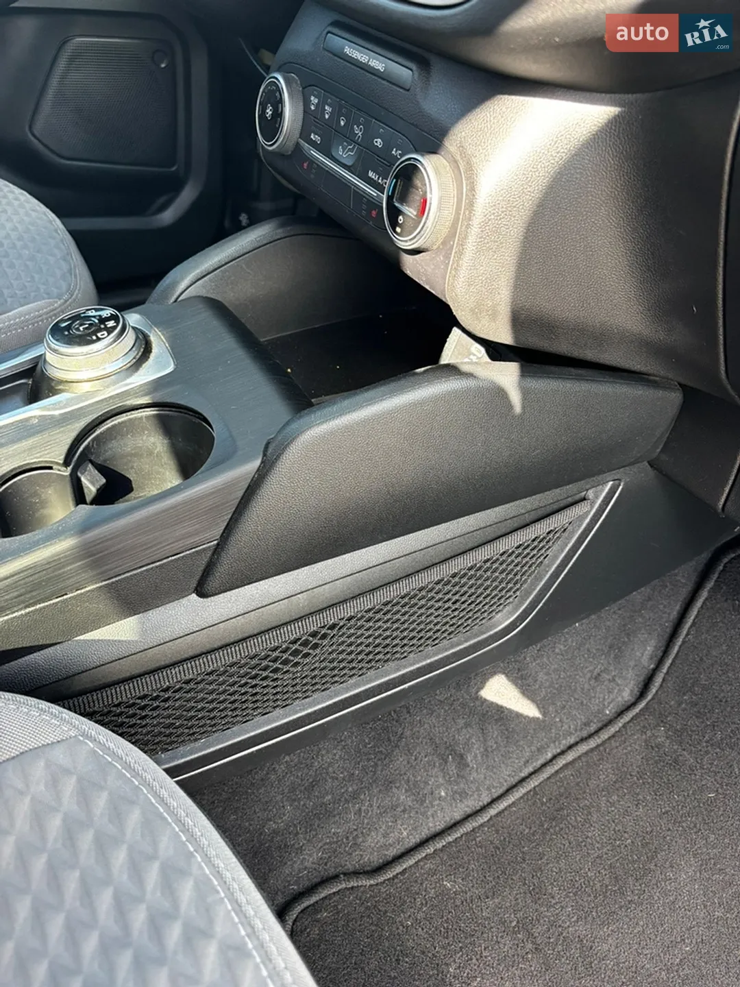 2020 Ford Escape - мініатюра 38