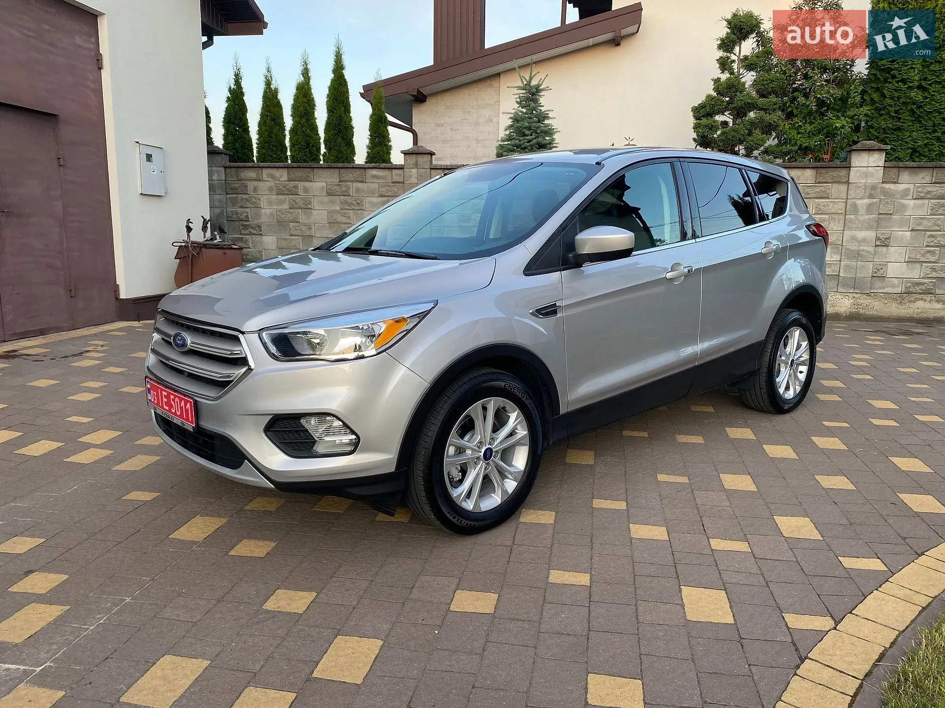 2019 Ford Escape - мініатюра 3