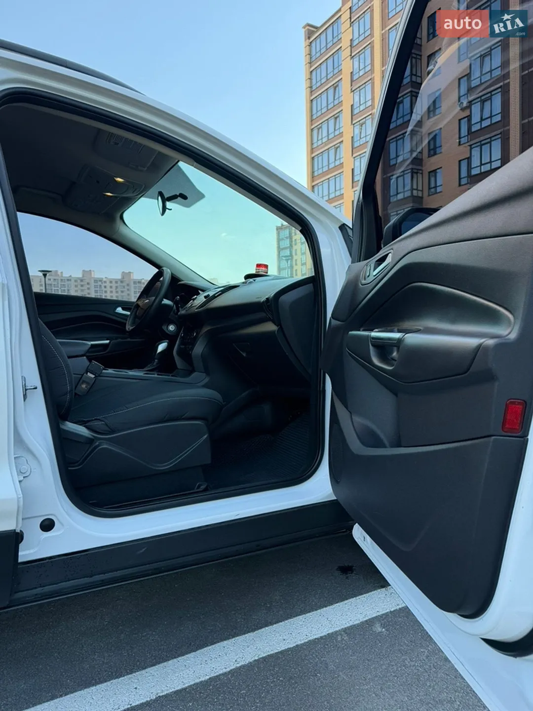 2017 Ford Escape - мініатюра 8