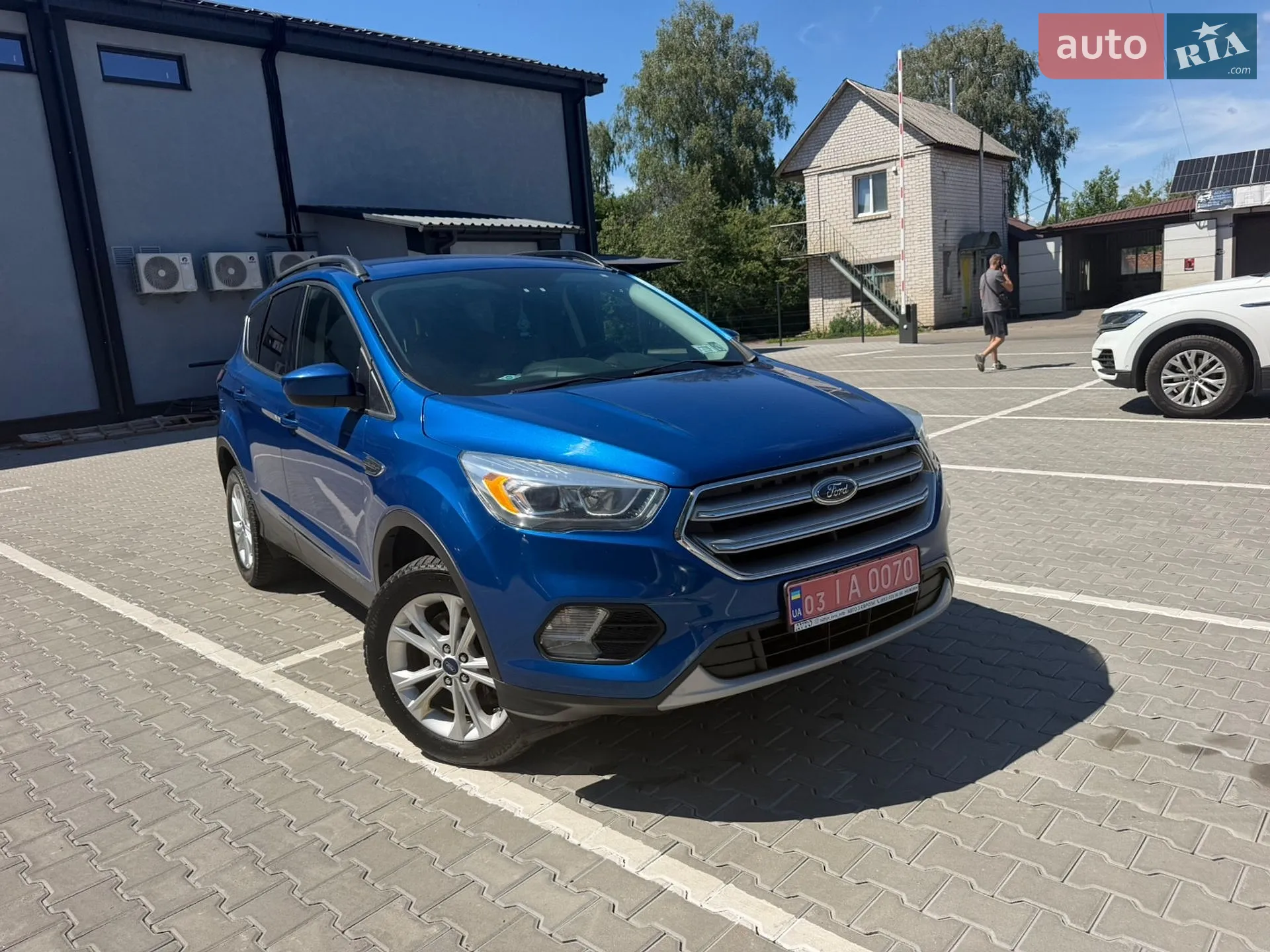 2017 Ford Escape - мініатюра 2