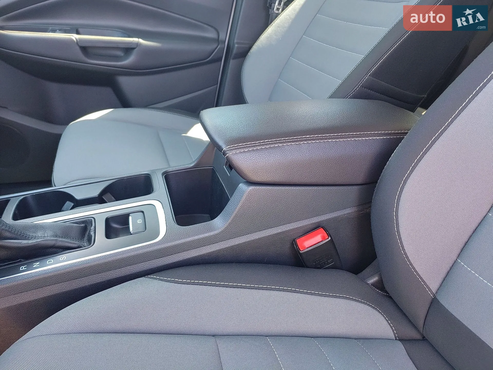 2016 Ford Escape - мініатюра 32