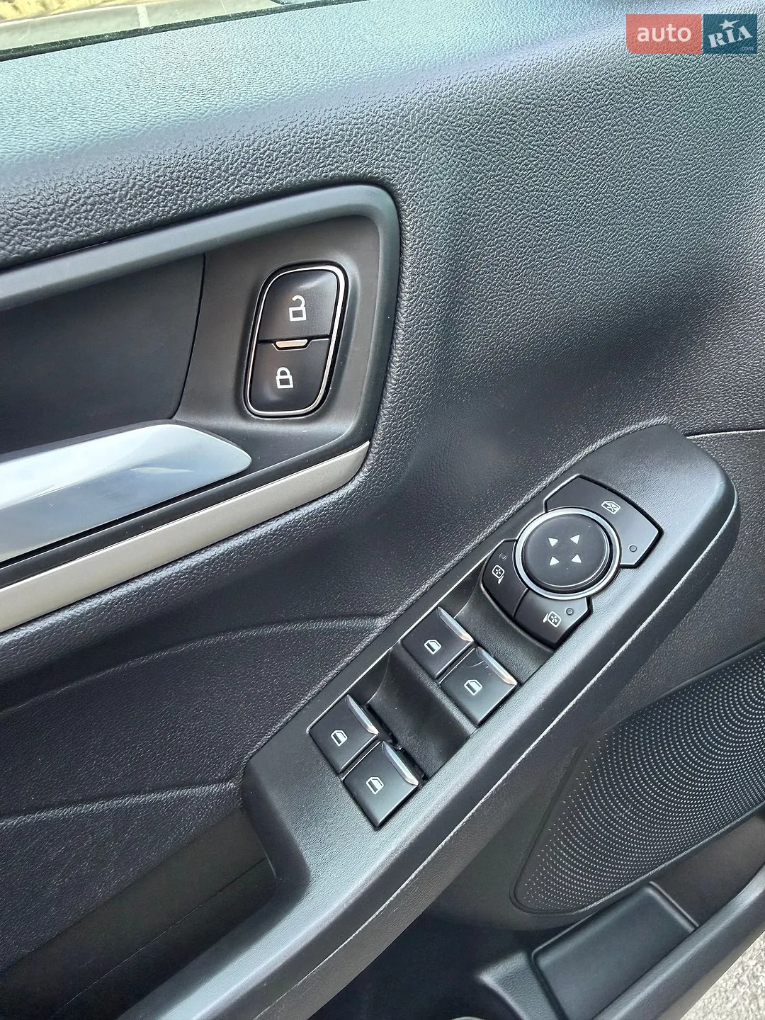 2021 Ford Escape - мініатюра 18