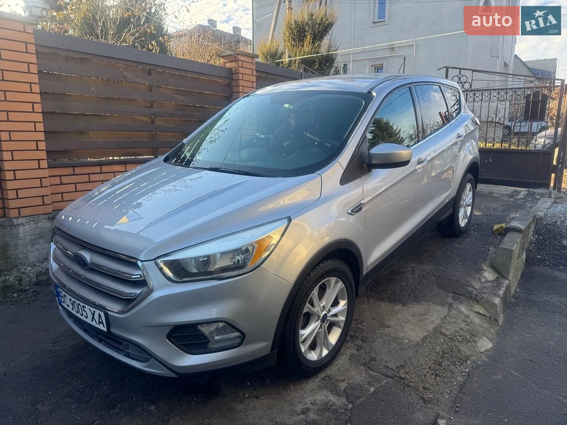2017 Ford Escape - фото 1