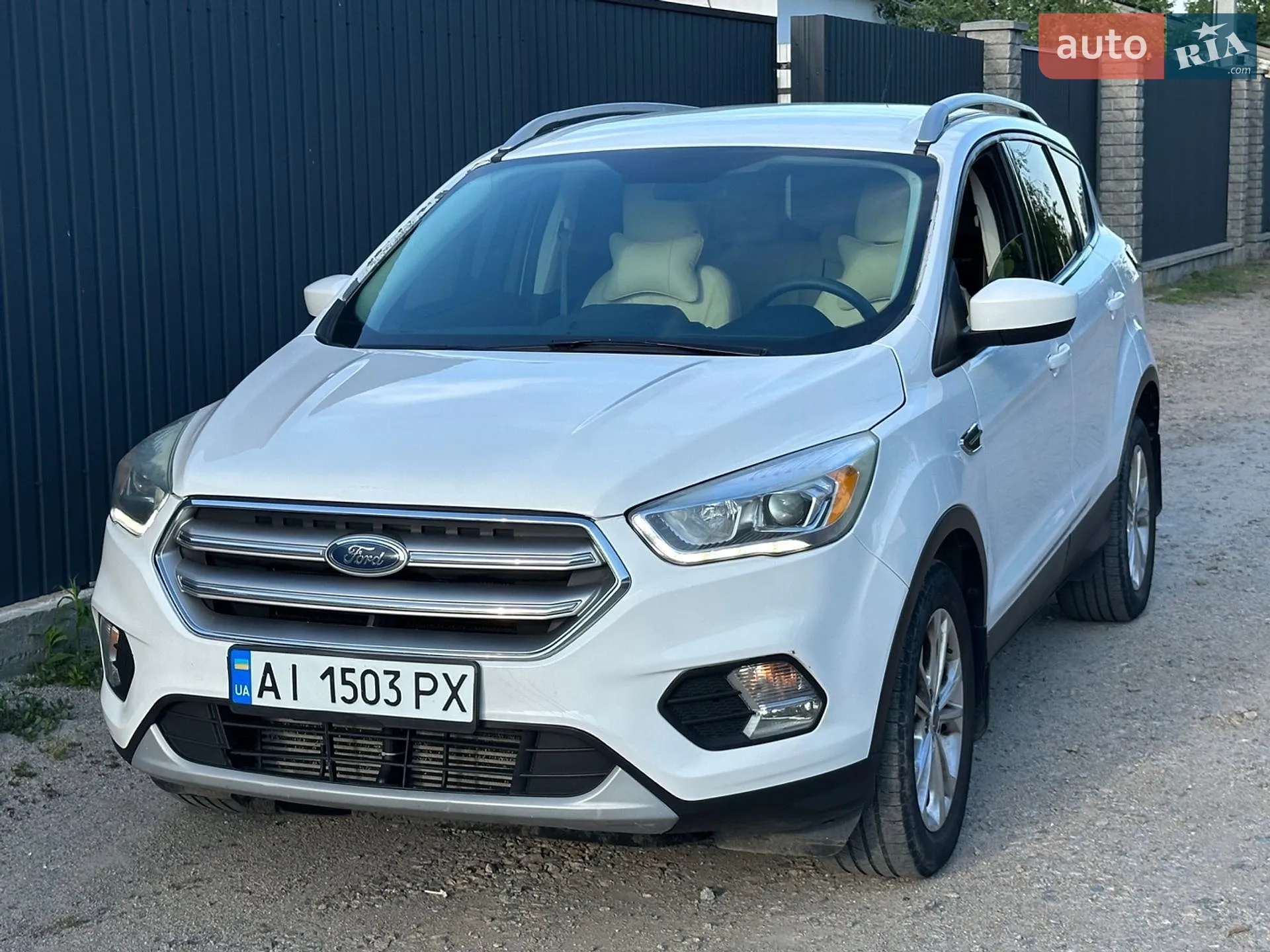 2017 Ford Escape - мініатюра 2