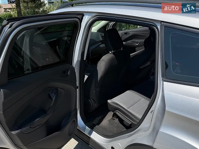 Ford Escape 2019 VIN 1FMCU0F73KUA89544 фото оголошення 22 з 79