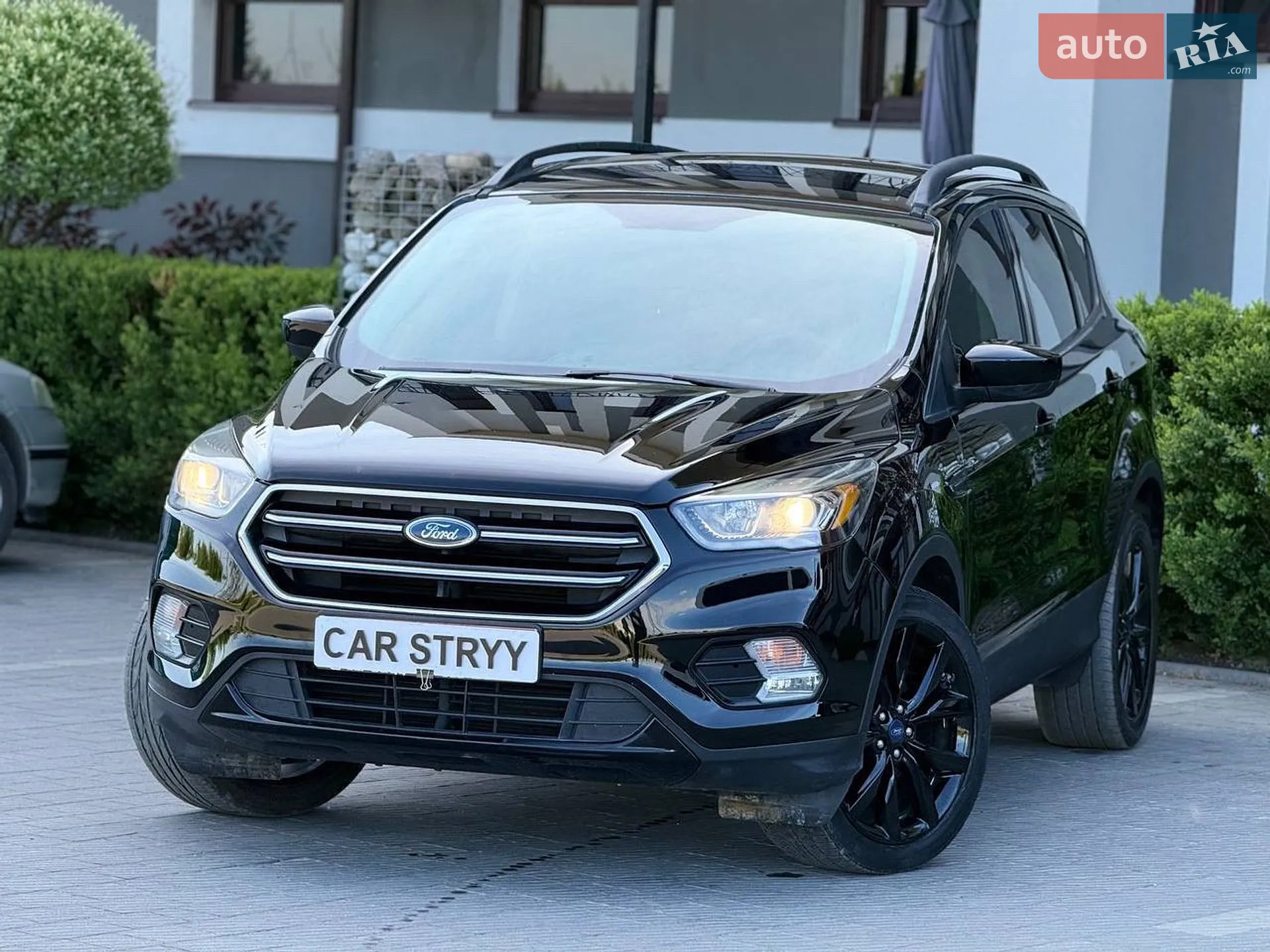 2018 Ford Escape - мініатюра 2