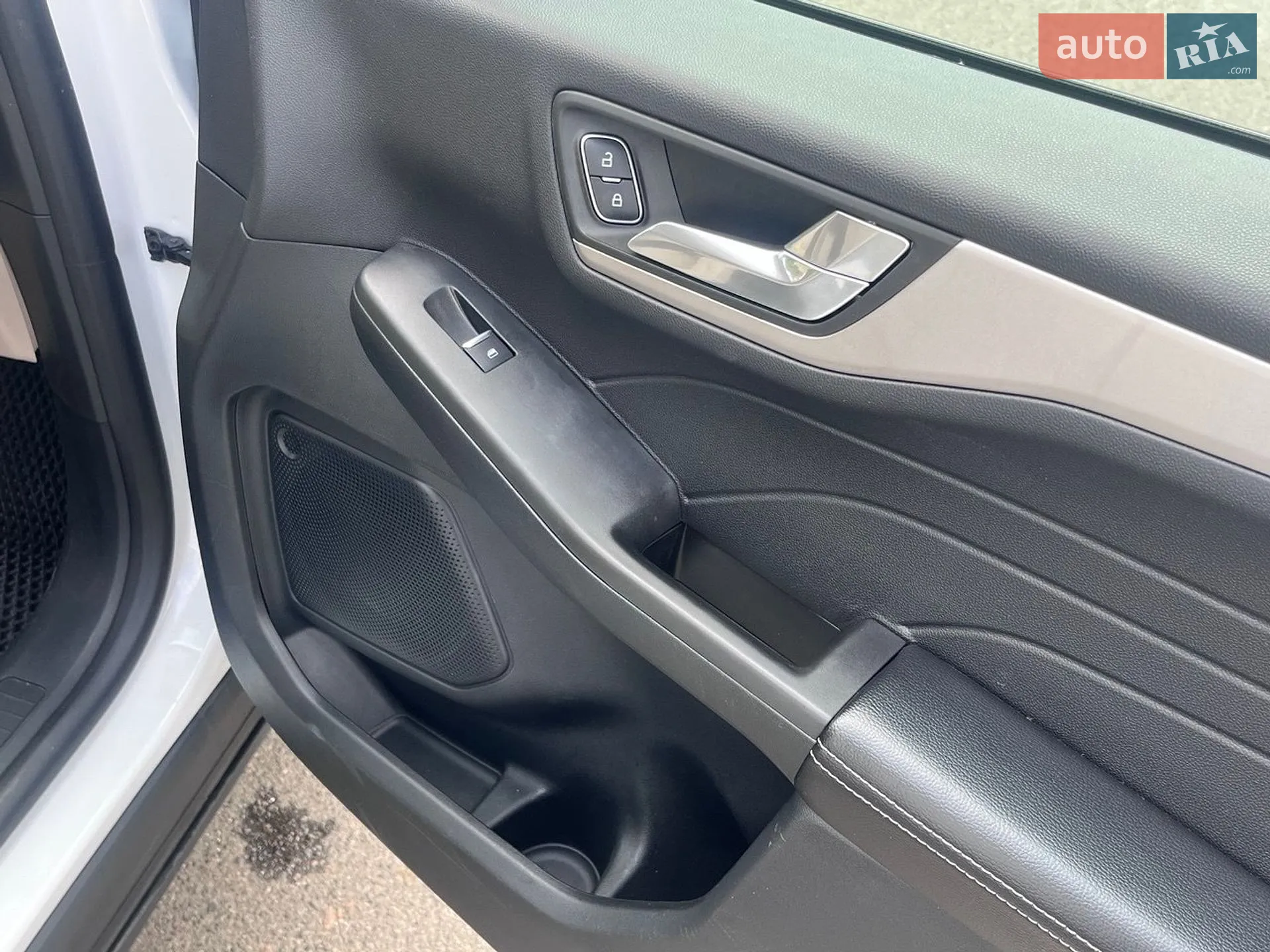 2021 Ford Escape - мініатюра 8
