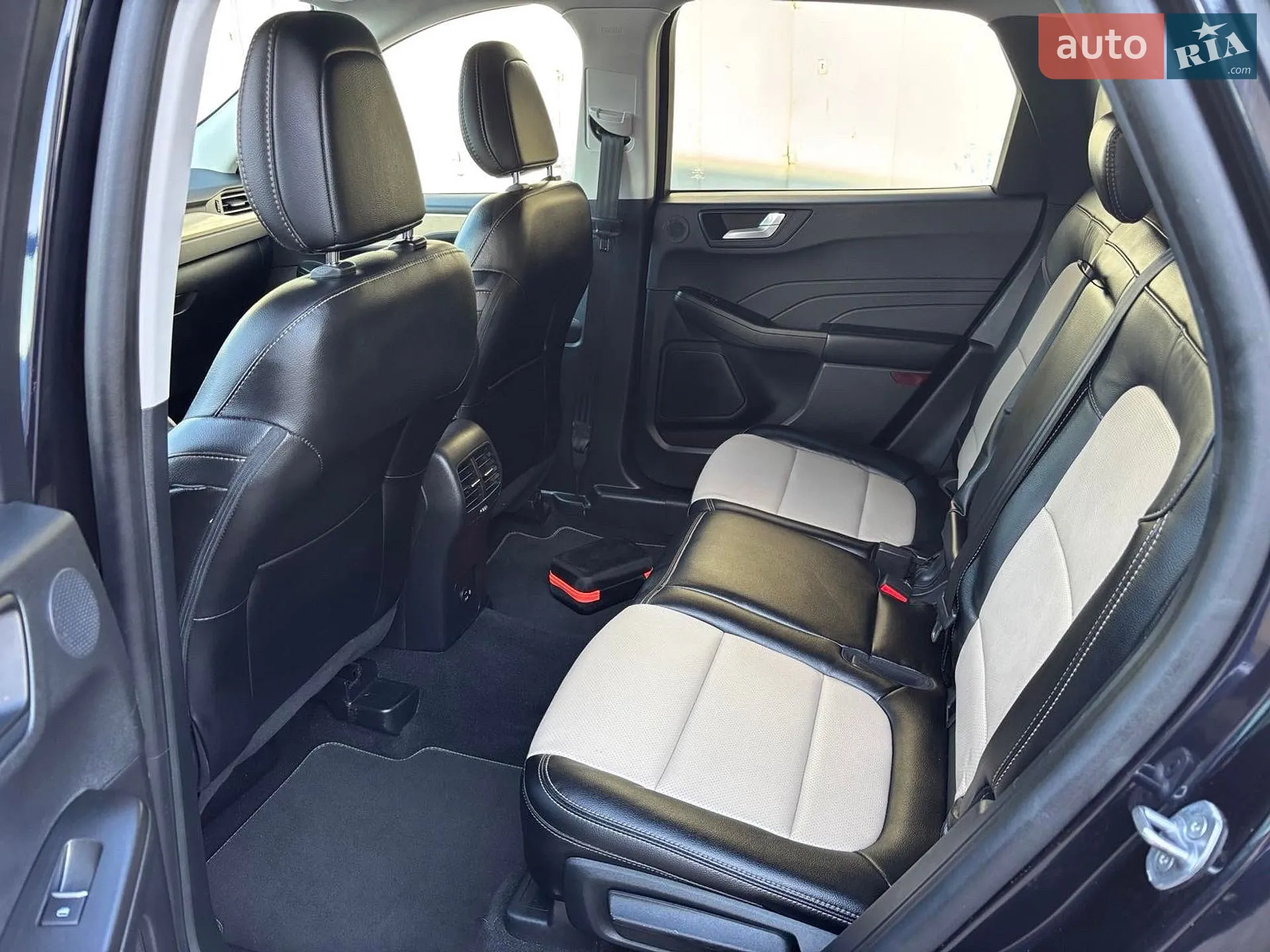 2021 Ford Escape - мініатюра 10