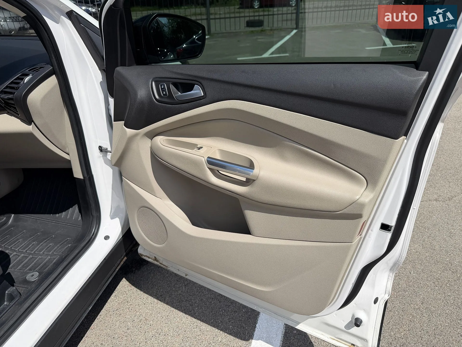 2017 Ford Escape - мініатюра 28