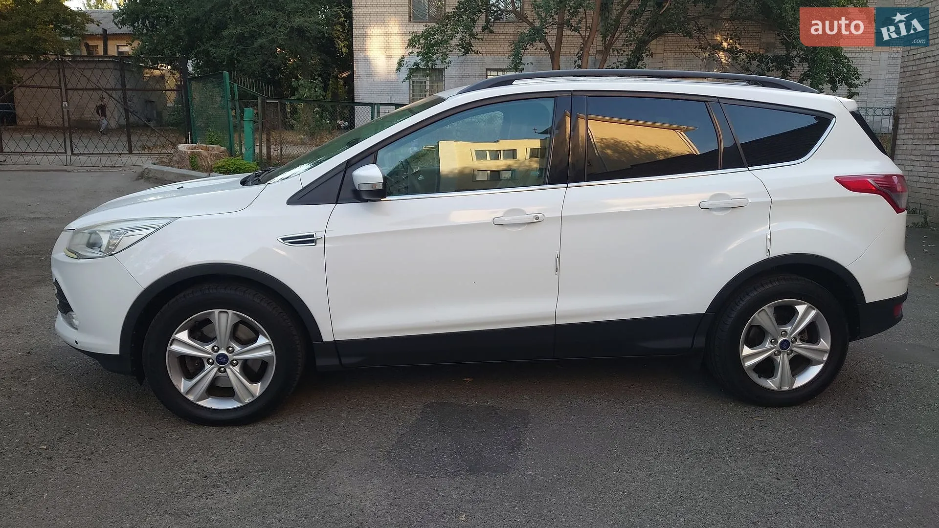 2013 Ford Escape - фото 1