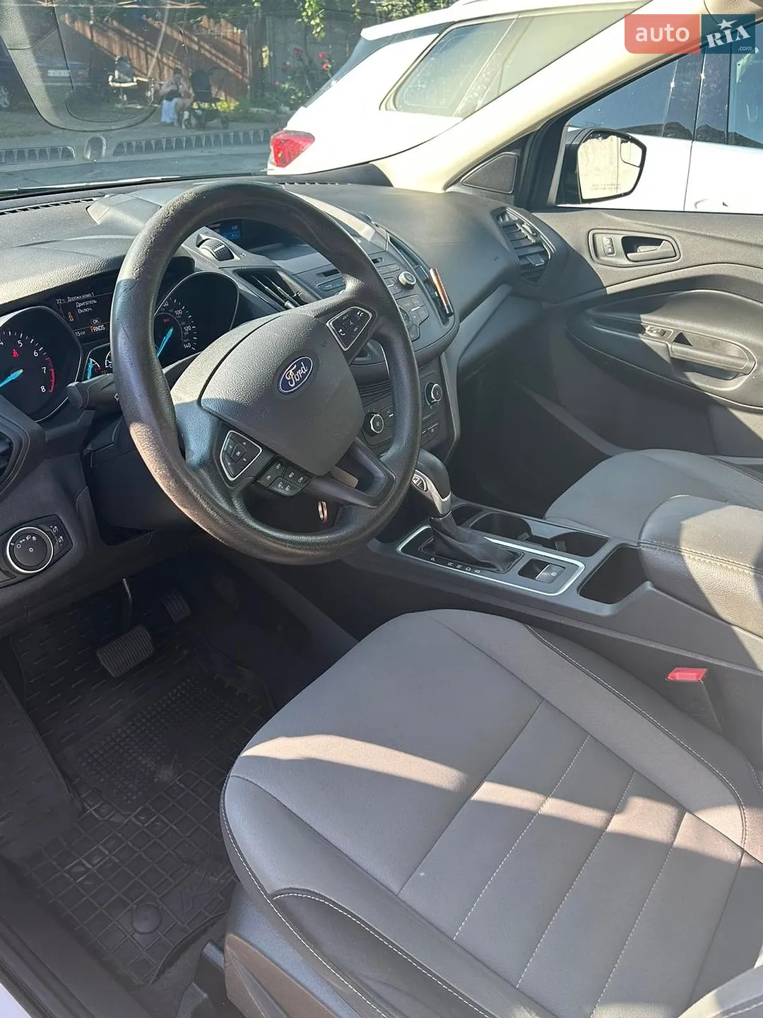 2017 Ford Escape - мініатюра 6