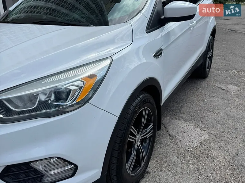 Ford Escape