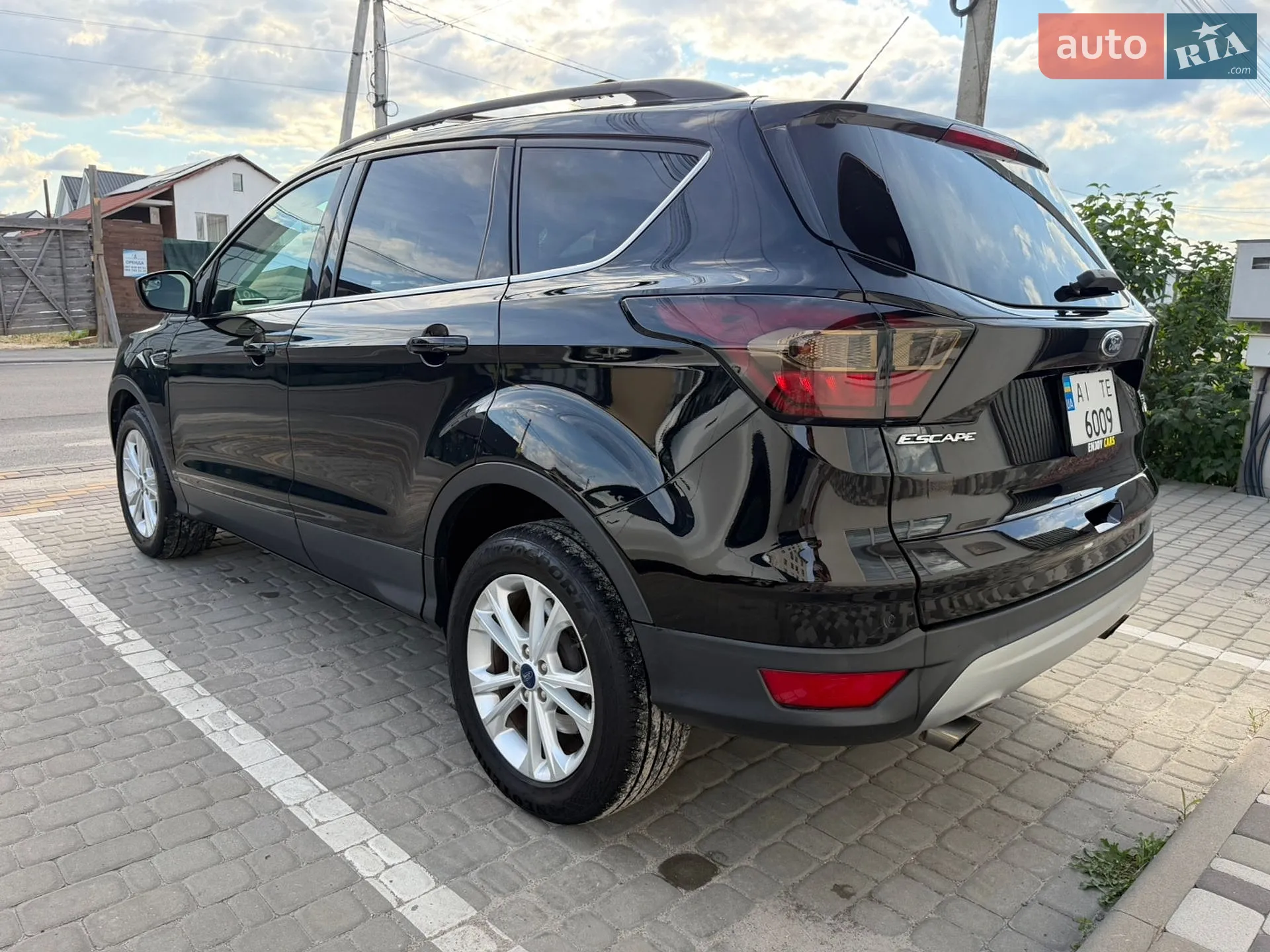 2018 Ford Escape - мініатюра 2